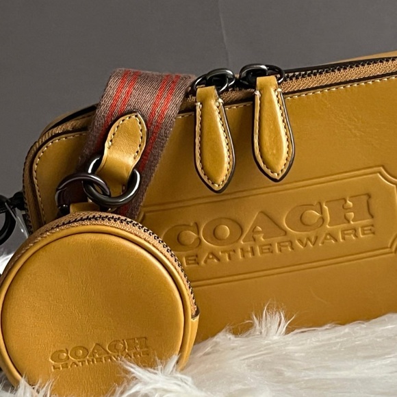 CC117 - Coach Charter Slim Crossbody with Coach Badge - Picture 5 of 13